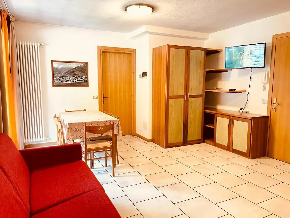 Elga Residence - Relax In Alta Valtellina - Bormio Valdisotto 0*,  Italië